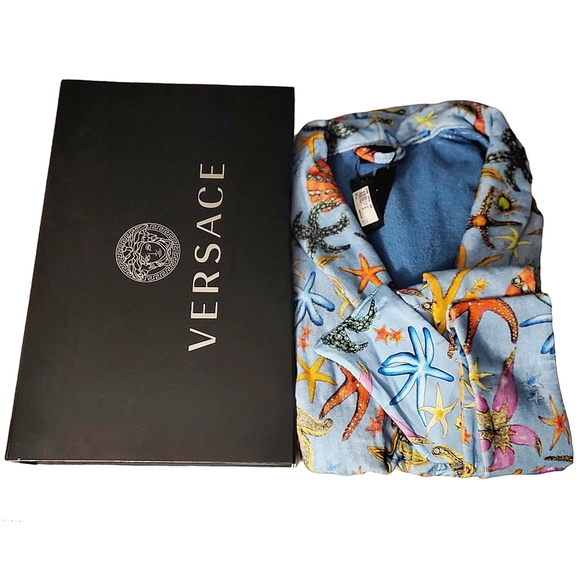 Versace Starfish Robe- Tresor De La Mer Pale Blue Terrycloth Unisex Bath Robe - Picture 5 of 13